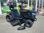 BLACK EDITION Rasentraktor PRO 228/108 Twin HS mit Winterpaket 120 Plus