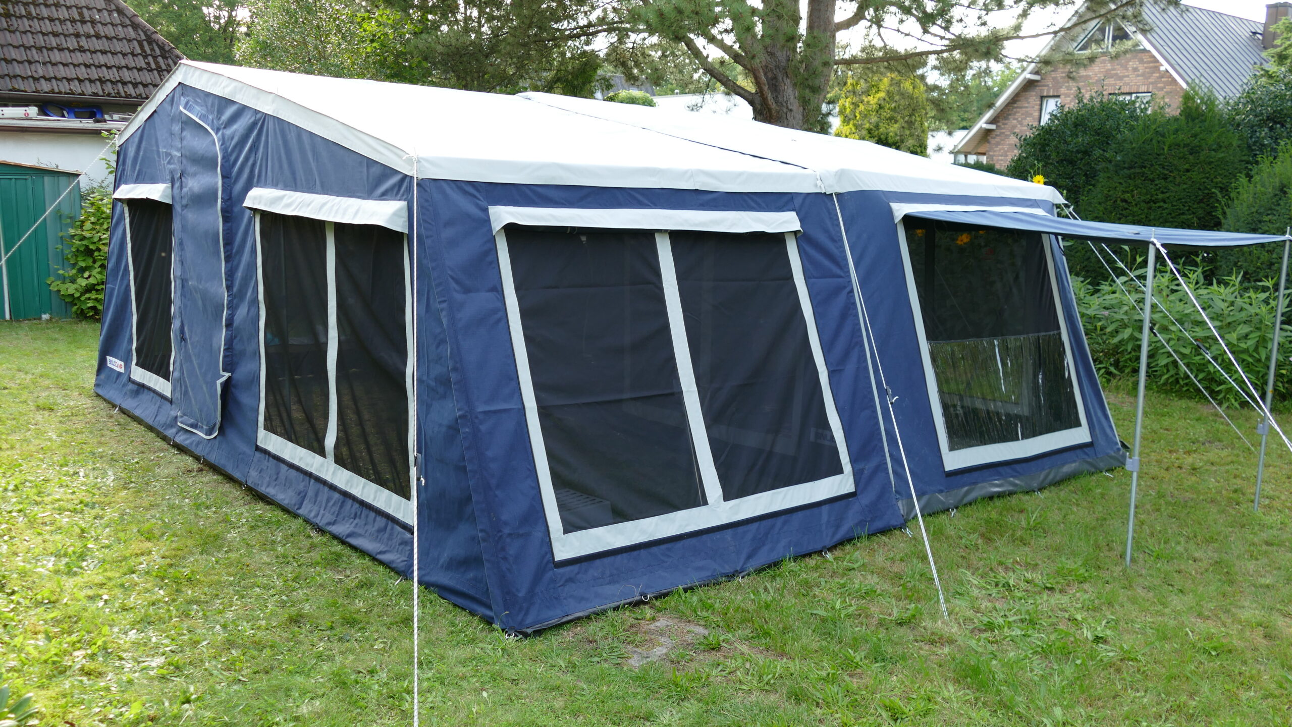 Zeltanhänger OUTDOOR L, inkl Vorzelt und Bordwanderhöhung