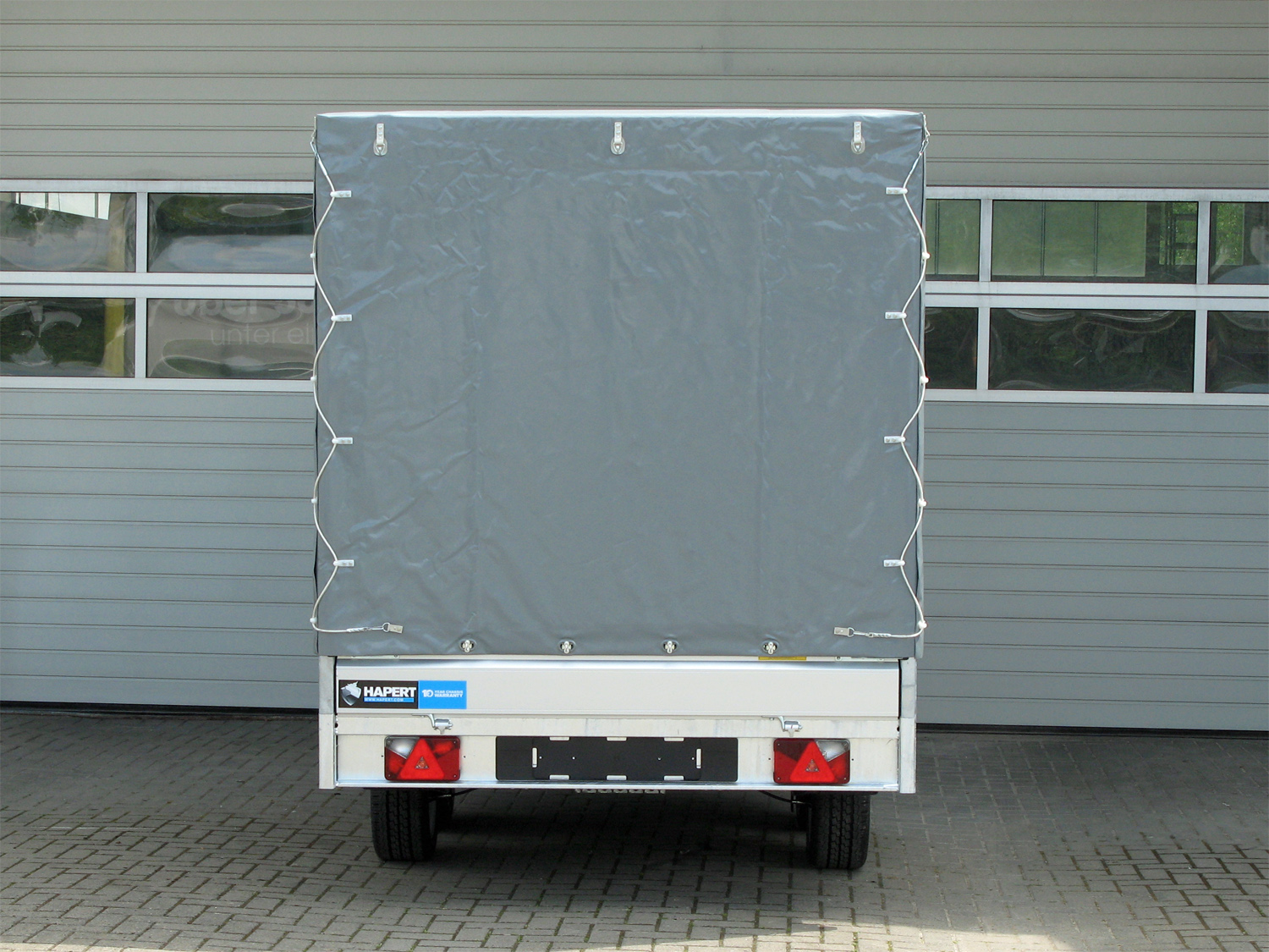 Hapert Azure H-2 – 2000 – 3050 x 1800 Niedriges Fahrwerk – Hochplane 1800 mm