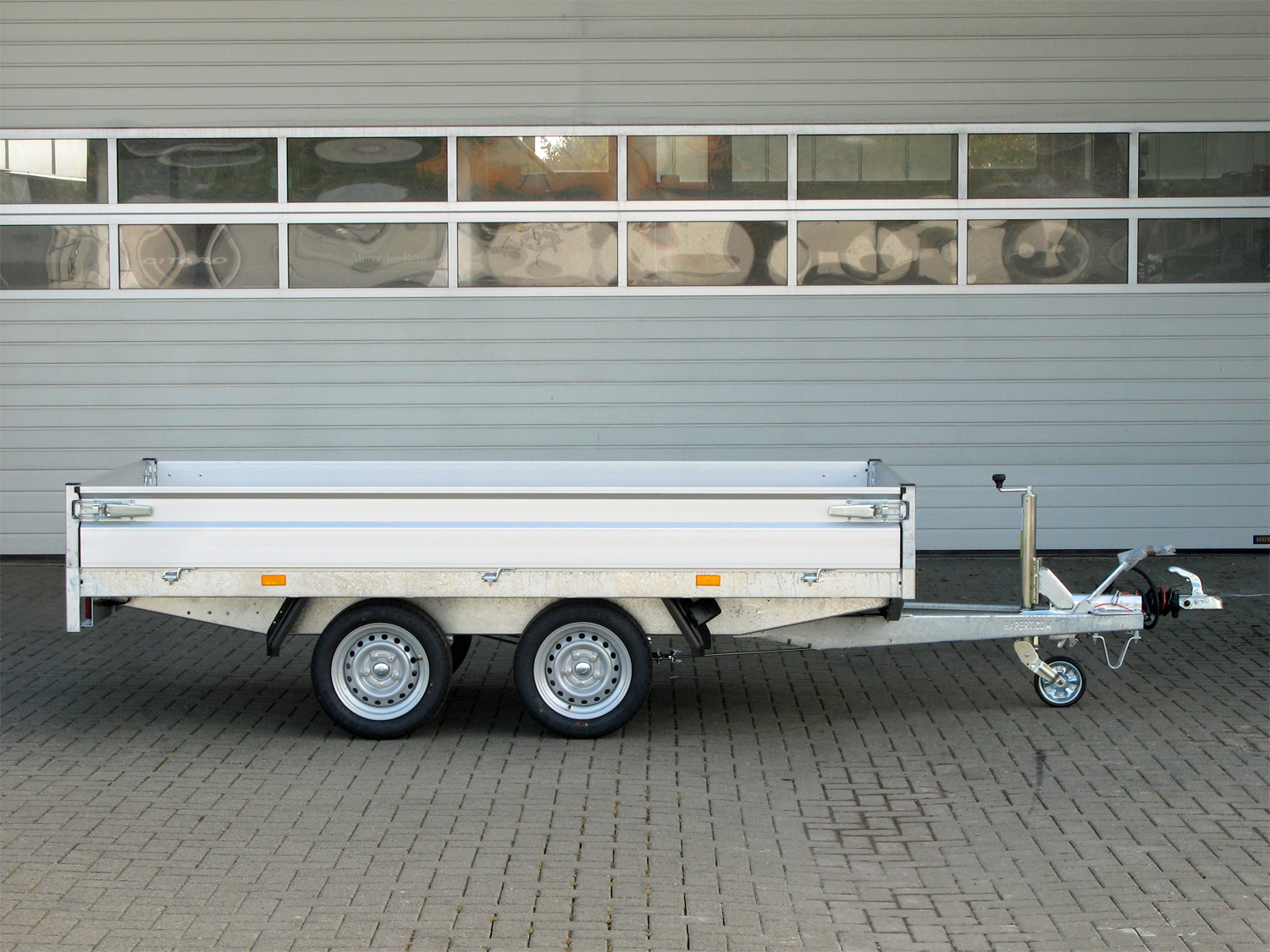 Hapert Azure H-2 – 3000 – 3350 x 1800 Multi Niedriges Fahrwerk – Auffahrpaket