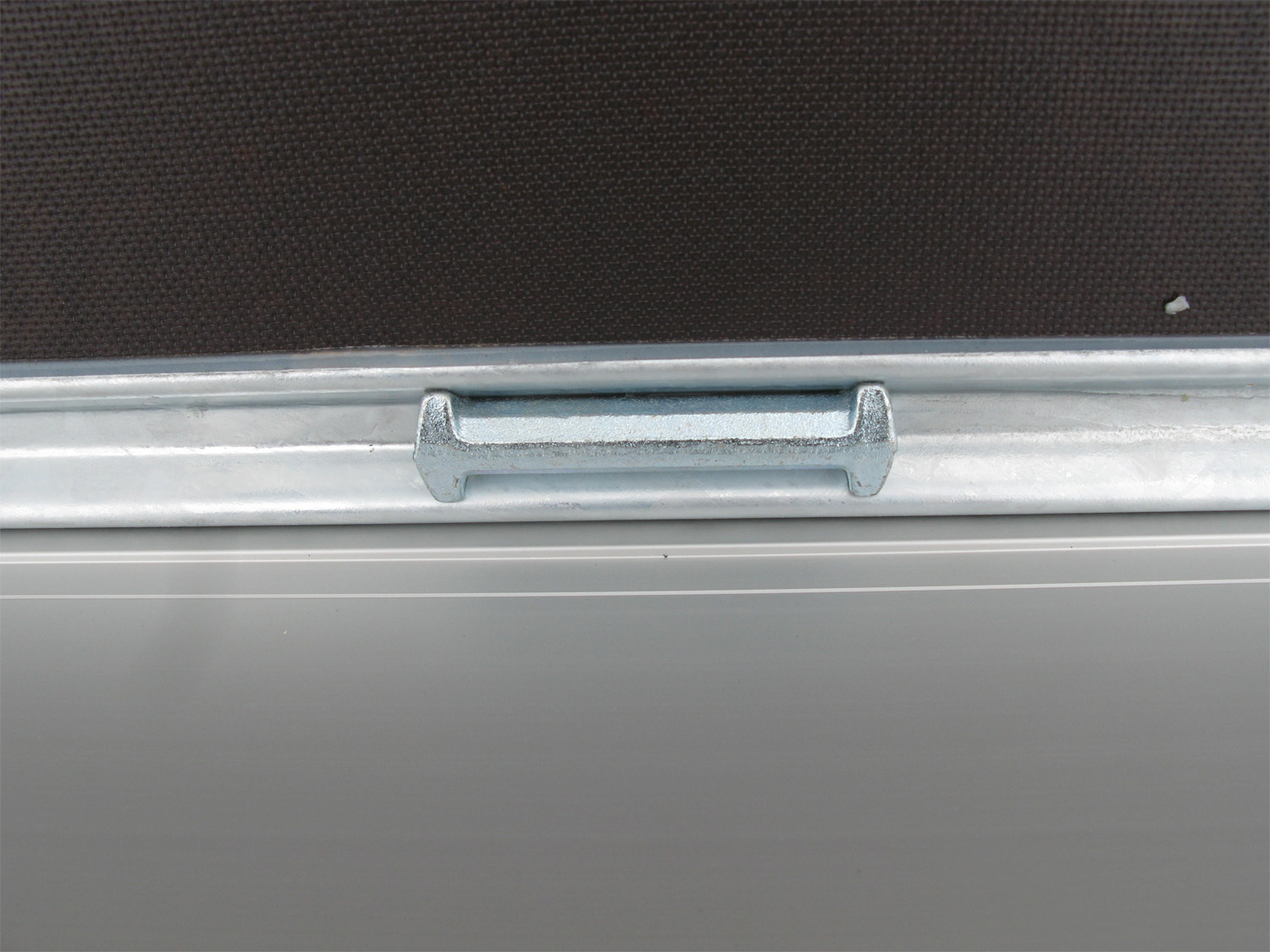 Hapert Azure H-1 – 1500 – 4050 x 1800 – niedriges Fahrwerk
