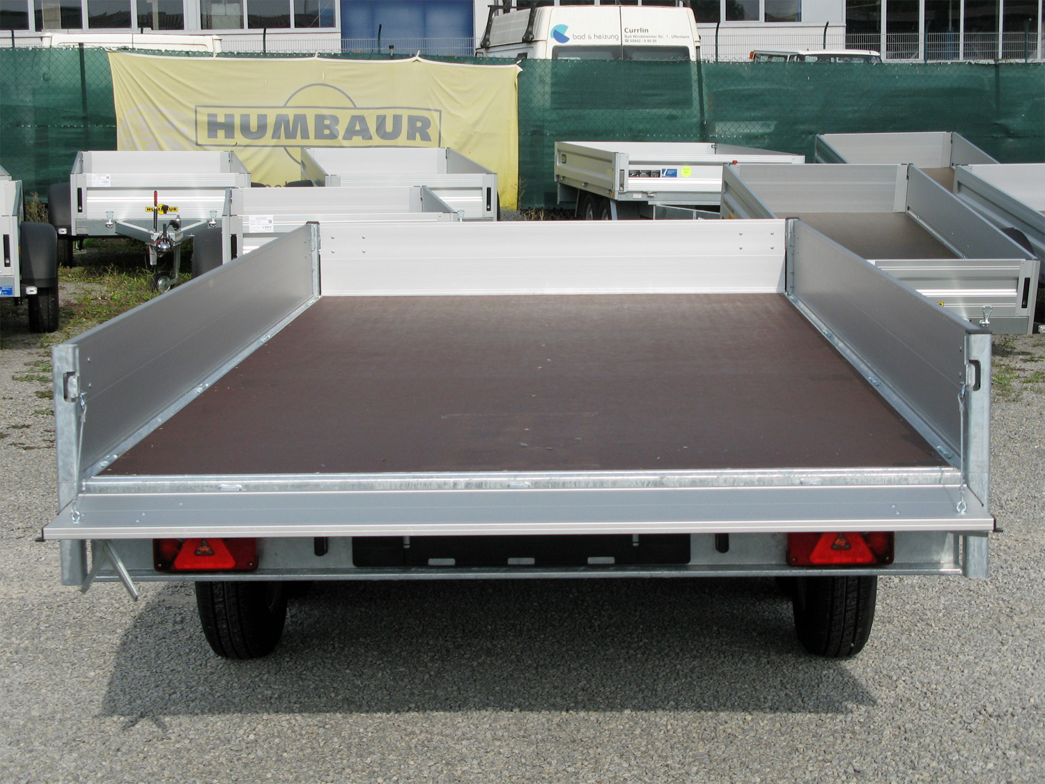Hapert Azure H-3 – 3500 – 4550 x 2400 3 Achser – Parabelfederung