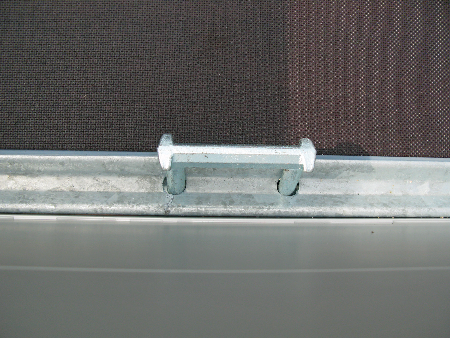 Hapert Azure H-3 – 3500 – 4550 x 2400 3 Achser – Parabelfederung