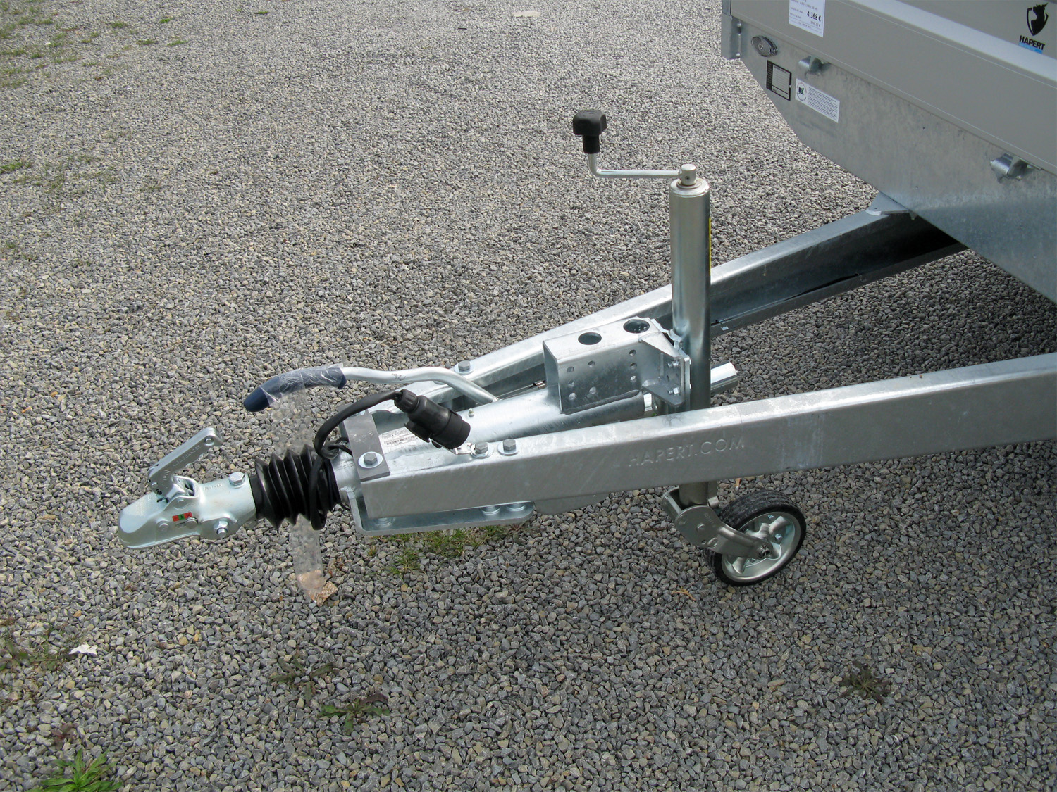 Hapert Azure H-3 – 3500 – 4550 x 2400 3 Achser – Parabelfederung