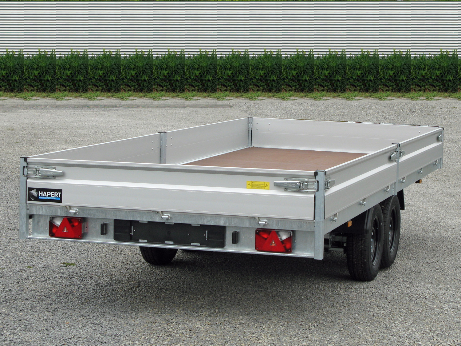 Hapert Azure H-2 – 3500 – 6050 x 2400 Parabelfederung – Niedriges Fahrwerk