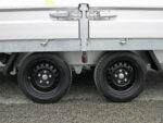 Hapert Indigo HT-2 – 3500 – 5050 x 2210 Kipphydraulik, Parabelfederung, Rampe